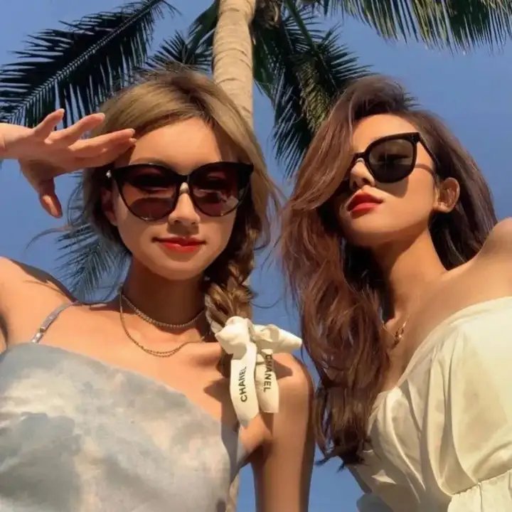 酷爱电影的庞波小姐